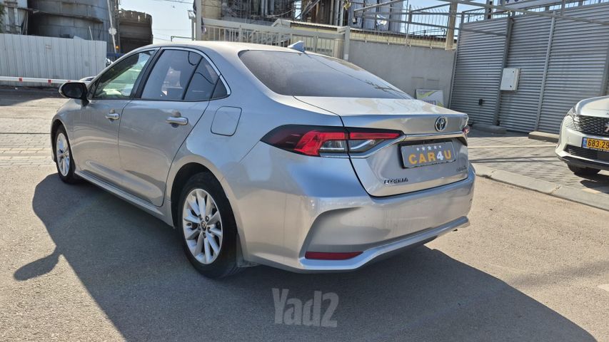 מודעת רכב טויוטה קורולה 2