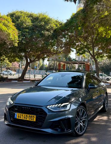 מודעת רכב אאודי A4