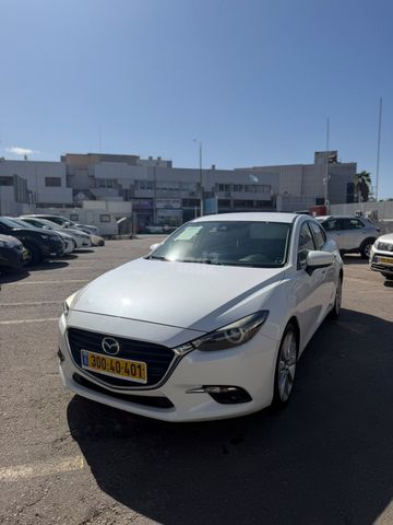 מודעת רכב מאזדה 3