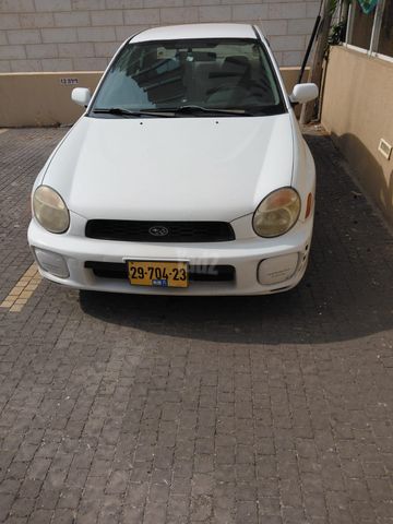 אימפרזה LX אוט׳ סדאן 4 דל 1.6 (95 כ״ס) [2000-2004]