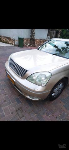 מודעת רכב לקסוס LS