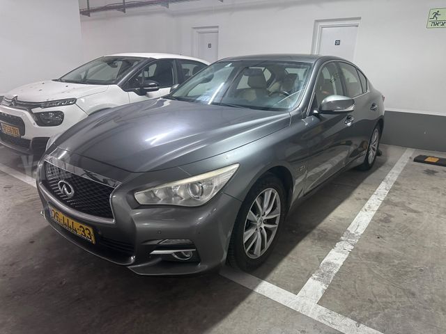 מודעת רכב אינפיניטי Q50