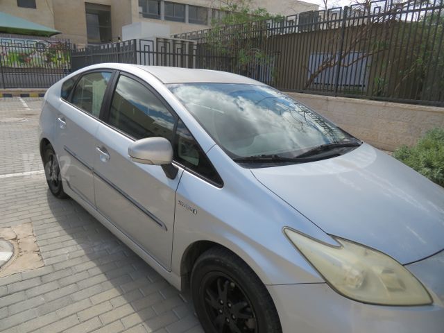 מודעת רכב טויוטה פריוס