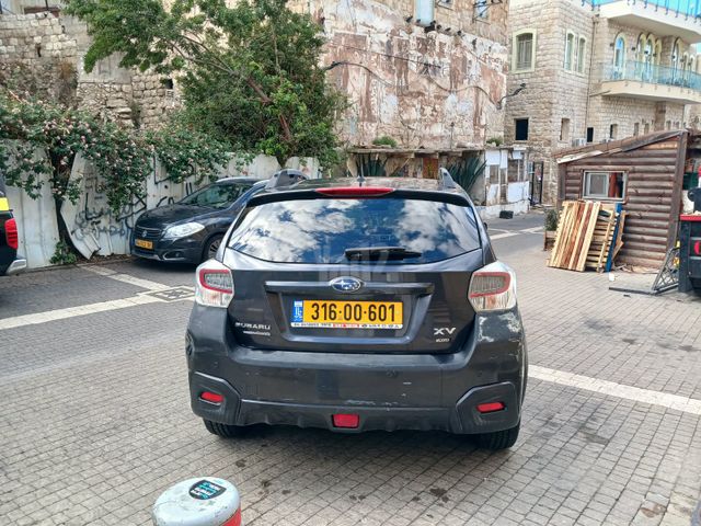 מודעת רכב סובארו XV