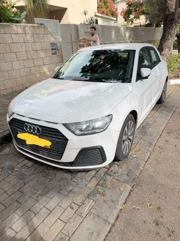 מודעת רכב אאודי A1