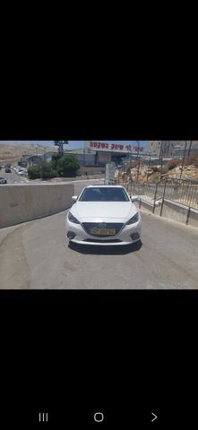 מודעת רכב מאזדה 3