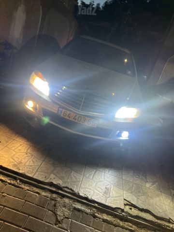 מודעת רכב מרצדס-בנץ C-class