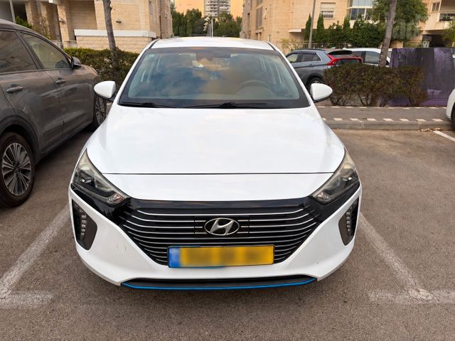 מודעת רכב יונדאי איוניק