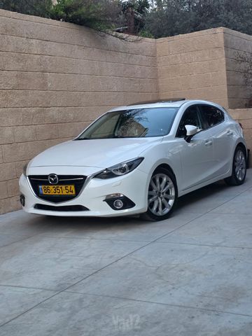 מודעת רכב מאזדה 3