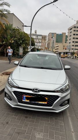 מודעת רכב יונדאי i20