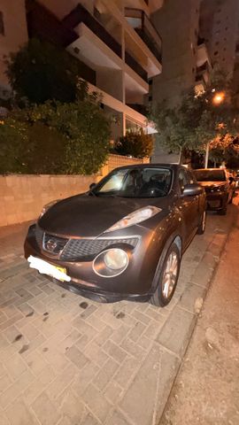 מודעת רכב ניסאן ג'וק