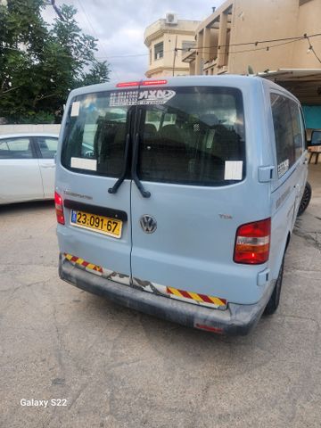מודעת רכב פולקסווגן טרנספורטר