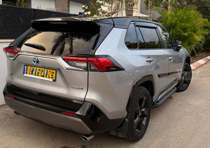 מודעת רכב טויוטה RAV4