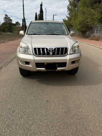 מודעת רכב טויוטה לנד קרוזר