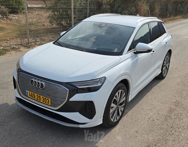 מודעת רכב אאודי Q4 e-tron