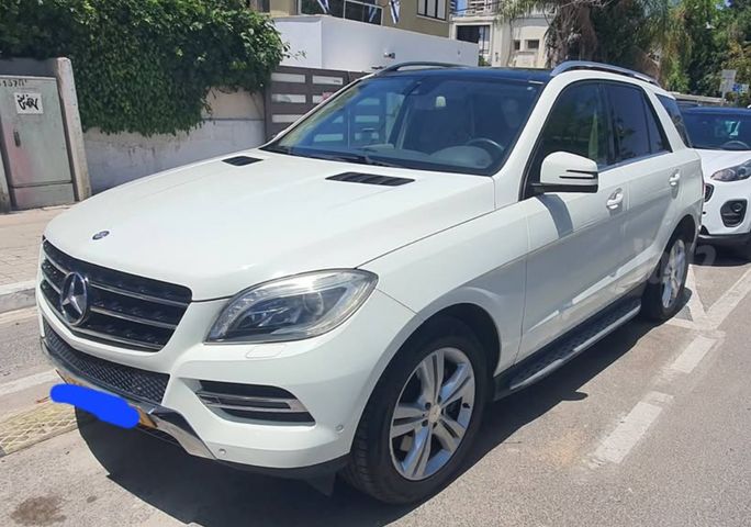 מודעת רכב מרצדס-בנץ ML