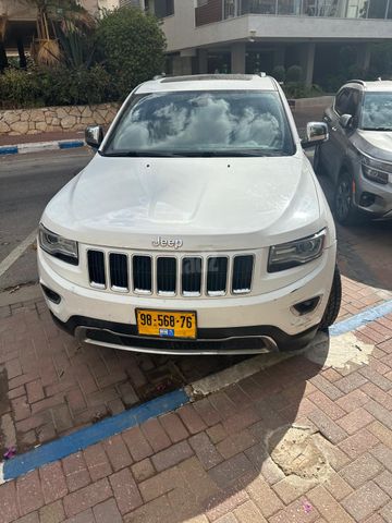 מודעת רכב ג'יפ גרנד צ'ירוקי