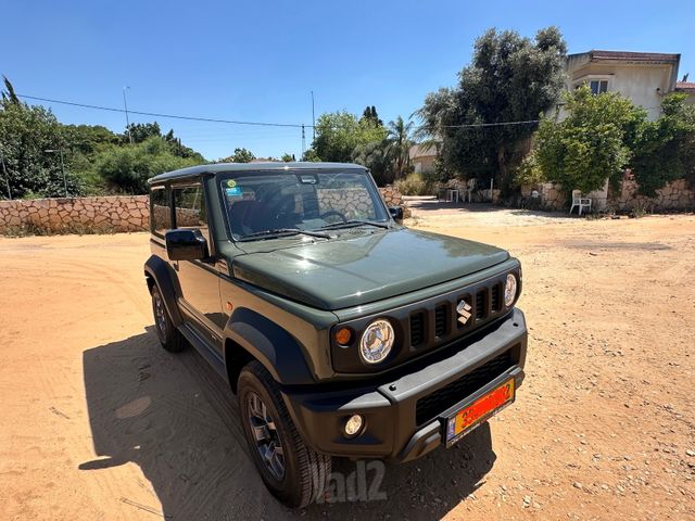 ג'ימני GLX אוט׳ 3 דל 1.5 (102 כ״ס)