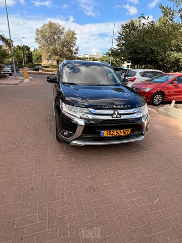 מודעת רכב מיצובישי אאוטלנדר