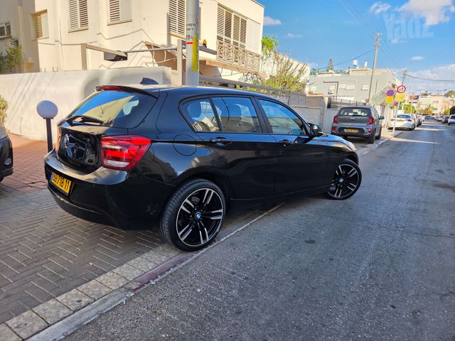 מודעת רכב ב מ וו סדרה 1