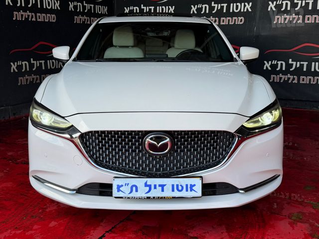 מודעת רכב מאזדה 6