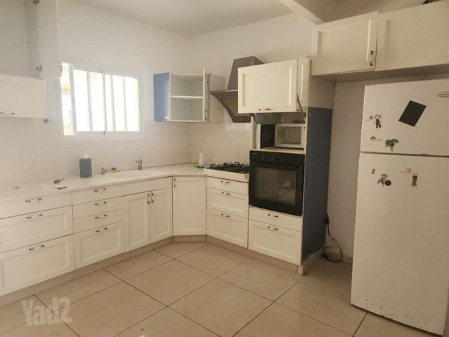תמונה מהדירה בעפולה, 3.5 חדרים
