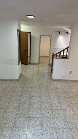 תמונה מהדירה ברחובות, 3 חדרים