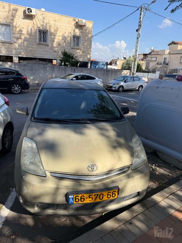מודעת רכב טויוטה פריוס