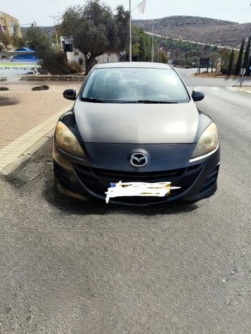 מודעת רכב מאזדה 3