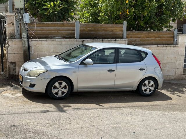 מודעת רכב יונדאי i30