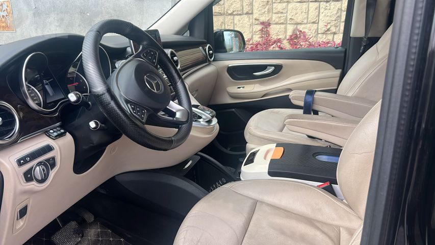 מודעת רכב מרצדס-בנץ V-class
