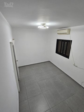 תמונה מהדירה ברמת גן, 1.5 חדרים