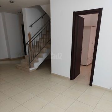 תמונה מהדירה ברמת השרון, 4 חדרים