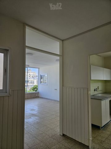 תמונה מהדירה בחולון, 3 חדרים