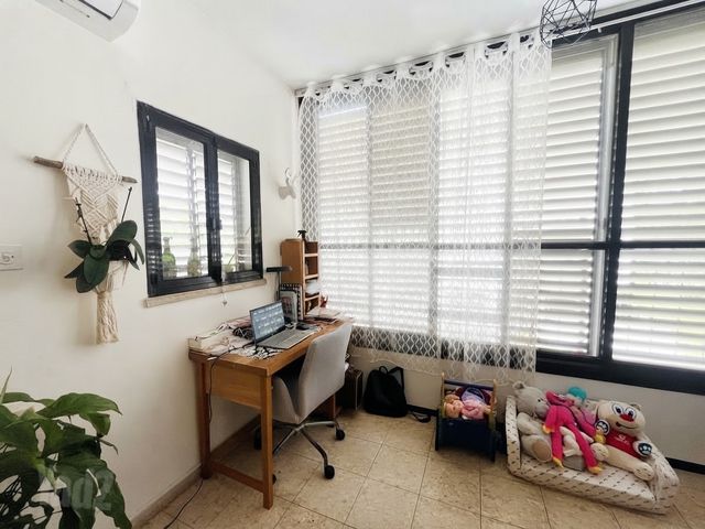 תמונה מהדירה ברמת גן, 3 חדרים