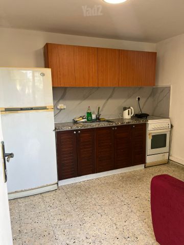 תמונה מהדירה בנשר, 1 חדרים