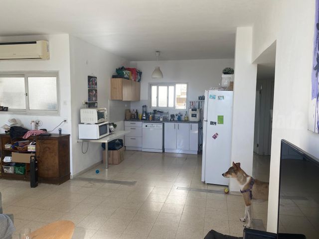 תמונה מהדירה בגבעתיים, 4 חדרים