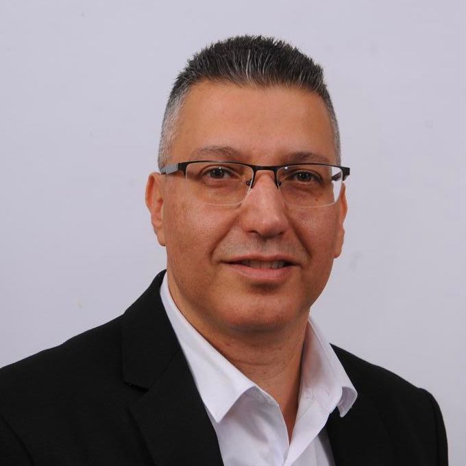 משה  שניאור