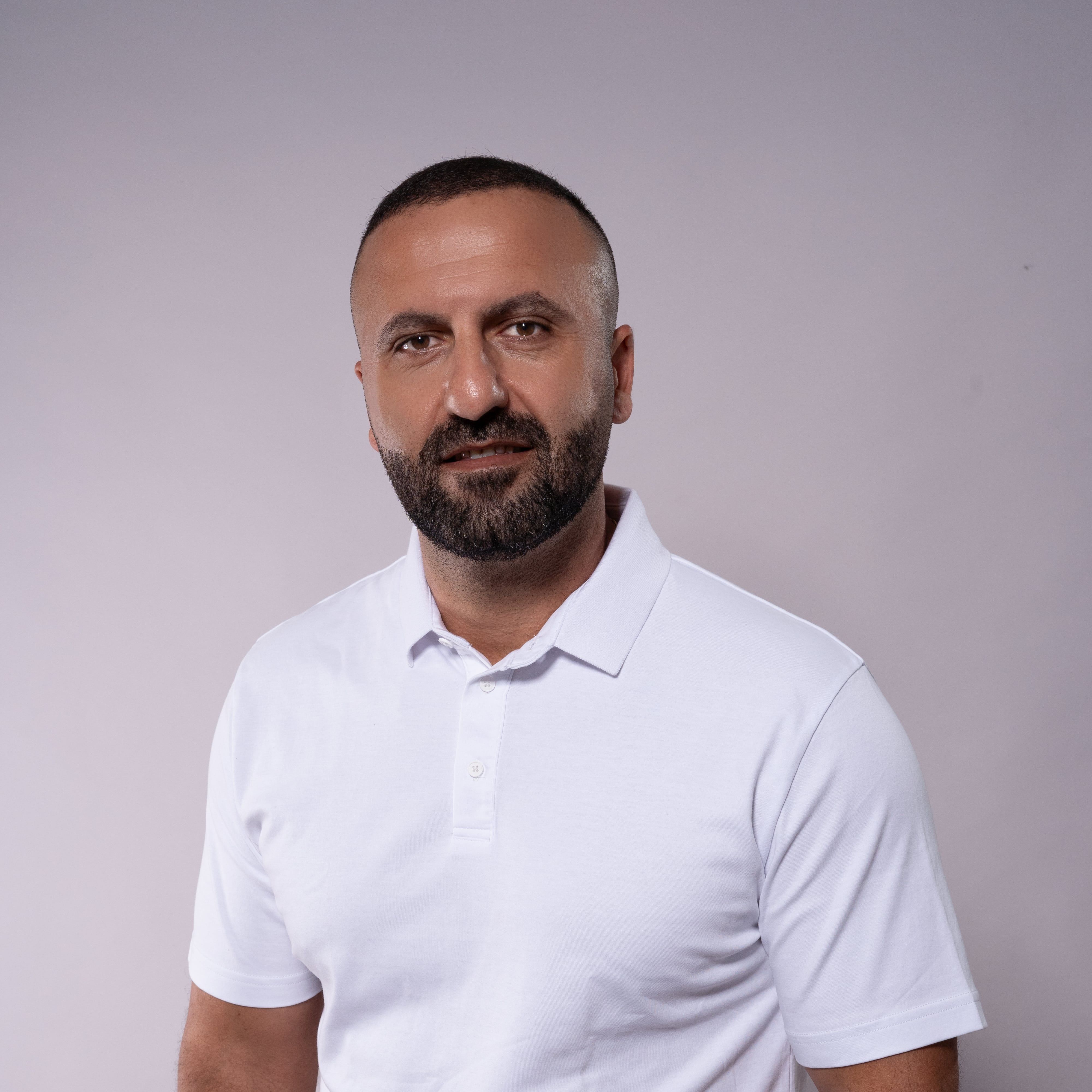 תומר איחילוב 