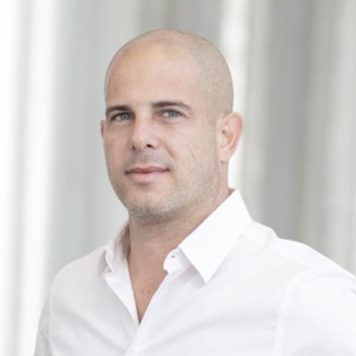 שאולי- יעקובסון נכסים