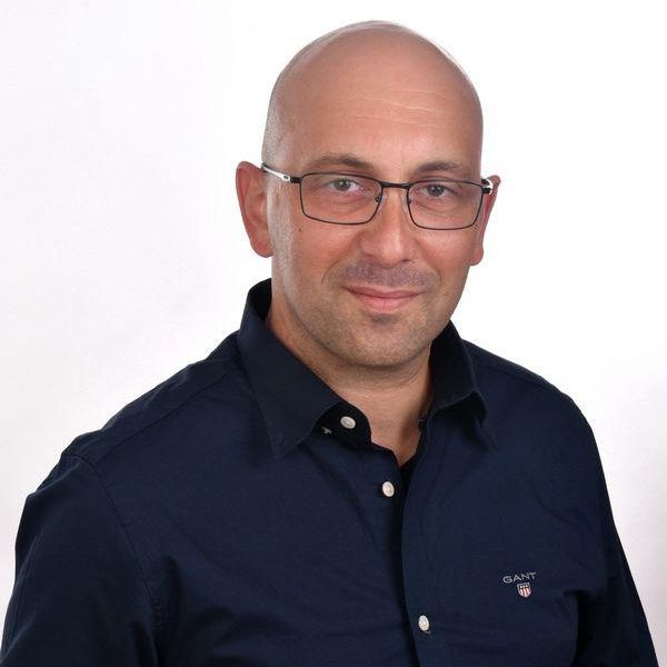 עומר גאון