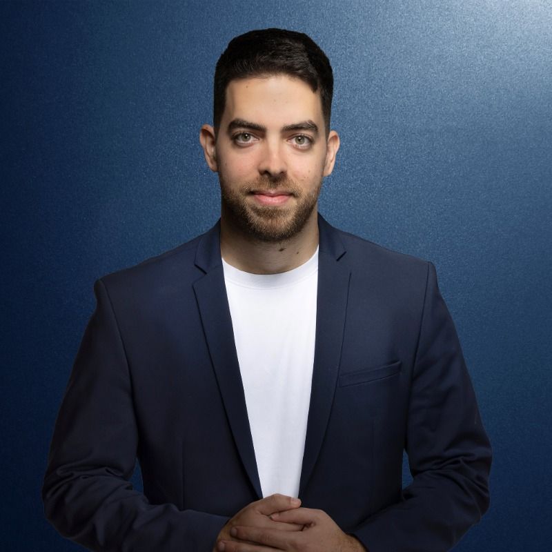 עומרי בוזגלו 