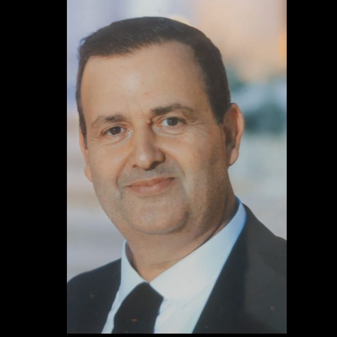 בנימין עזרן 