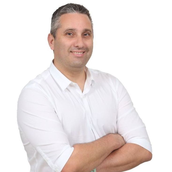 דניאל פרצוב