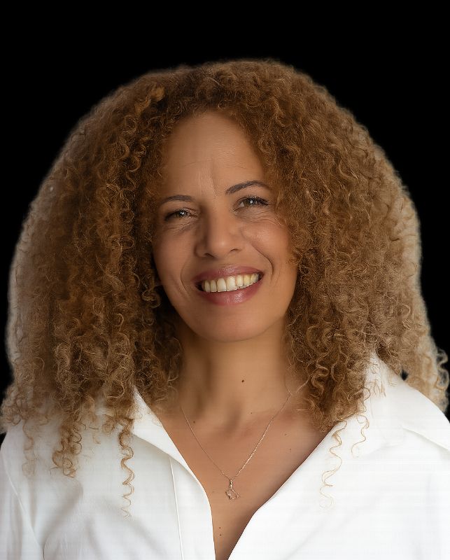 מירב גמליאל