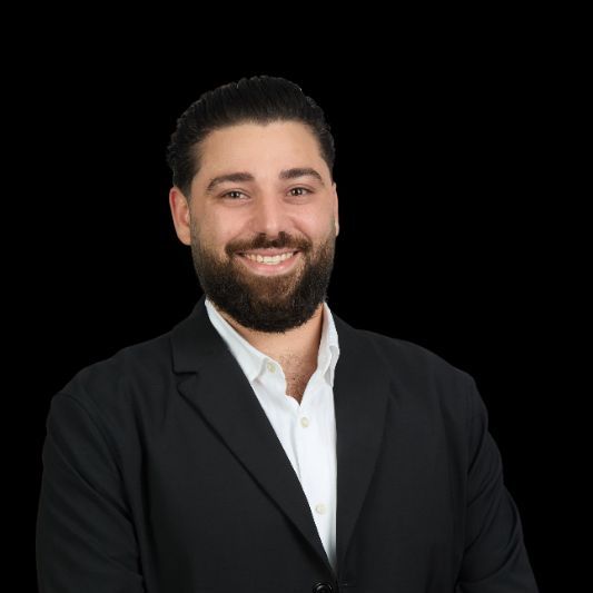 אדם פשייב