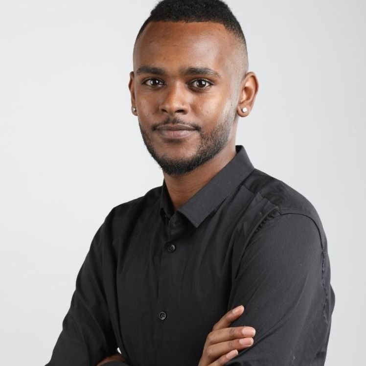 גיזאצ'ו  אמביאלה