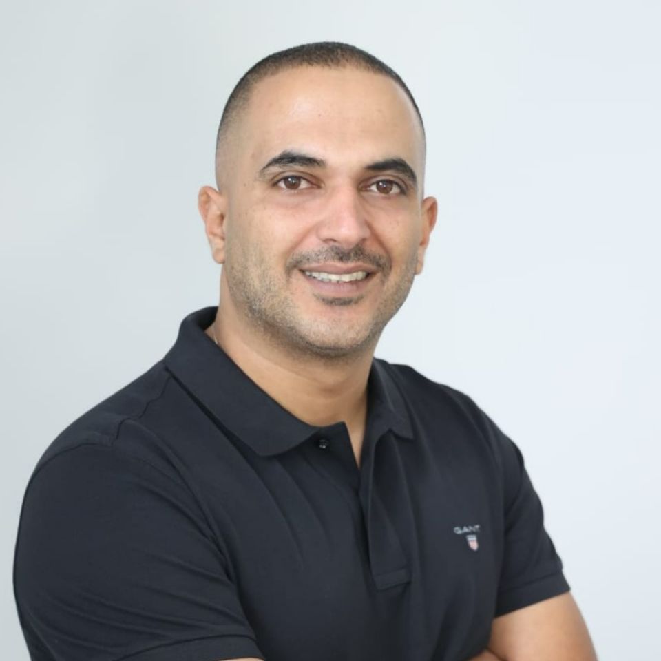 ארנון שלום 