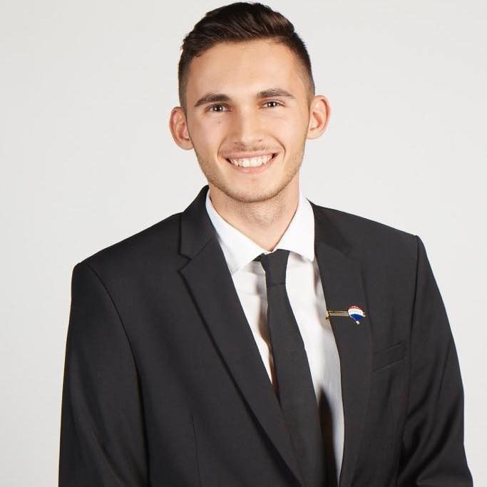 רועי אברחניאן