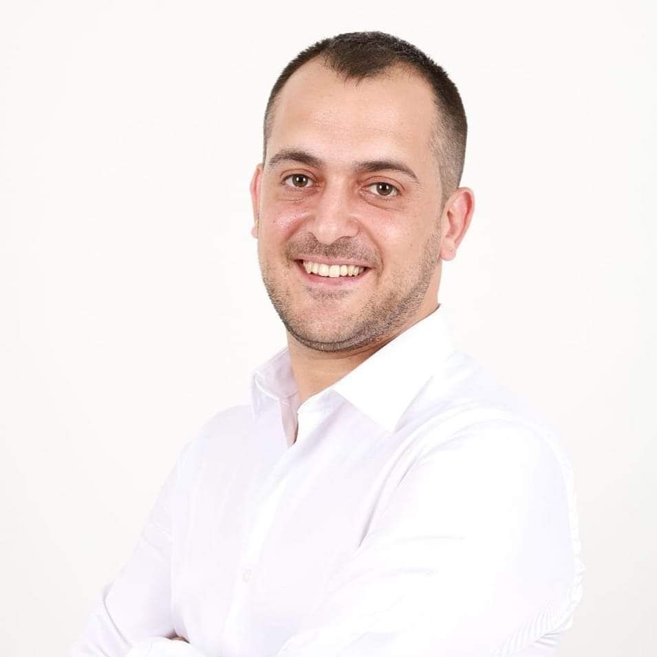 אביב פישמן